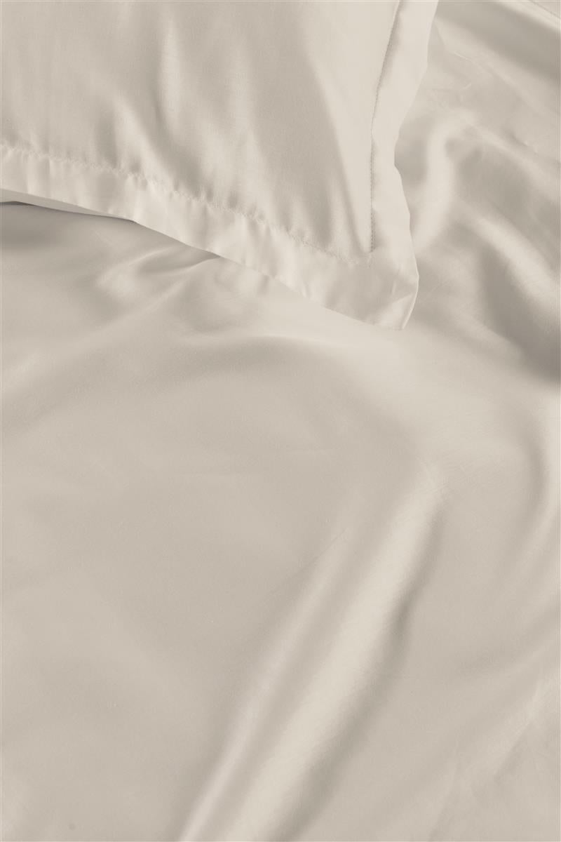 Ambiante Satin Uni duvet cover - White