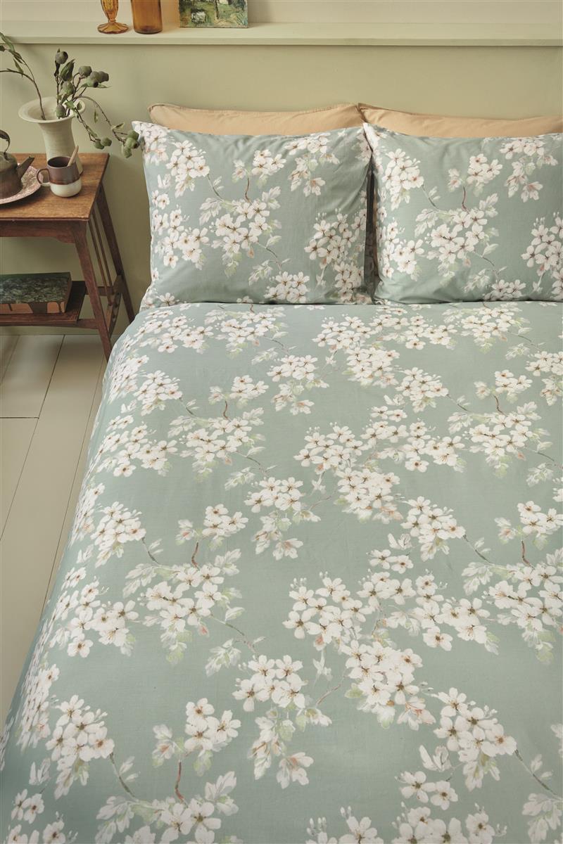 Ariadne at Home Blooming Flowers duvet cover - Blue Green